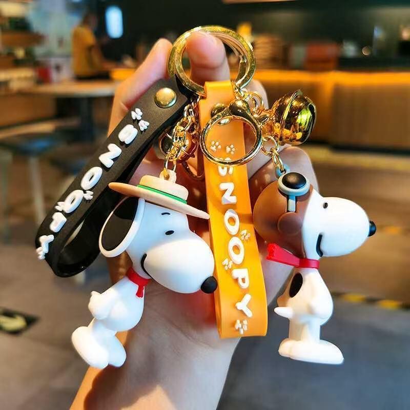 Cartoon Snoopy Keychain Girl K - Car Accessories Girl recension och pris