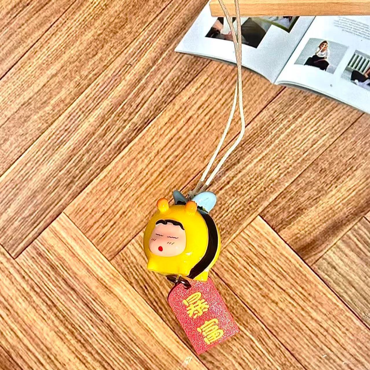 Crayon Shin-chan Bee Cosplay F - Car Accessories Parts recension och pris