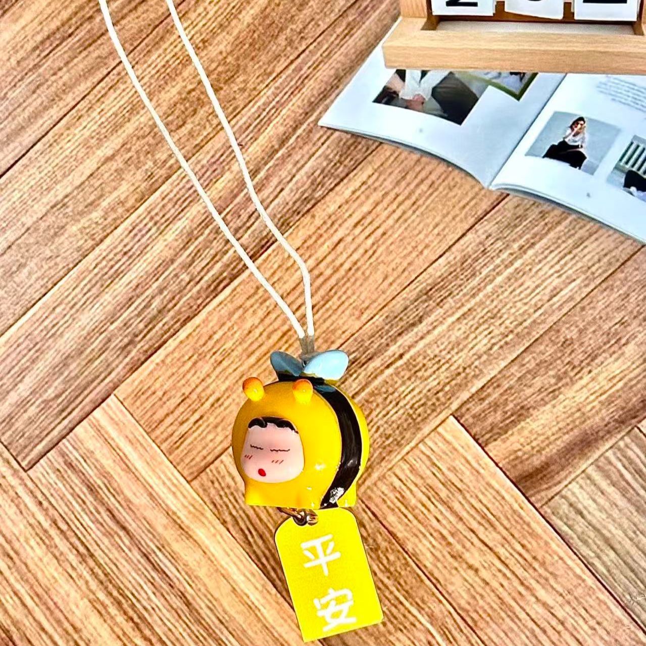 Crayon Shin-chan Bee Cosplay F - Car Accessories Parts recension och pris